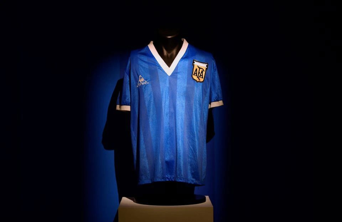 Maradona's 1986 World Cup Final Shirt Returns To Argentina | Al